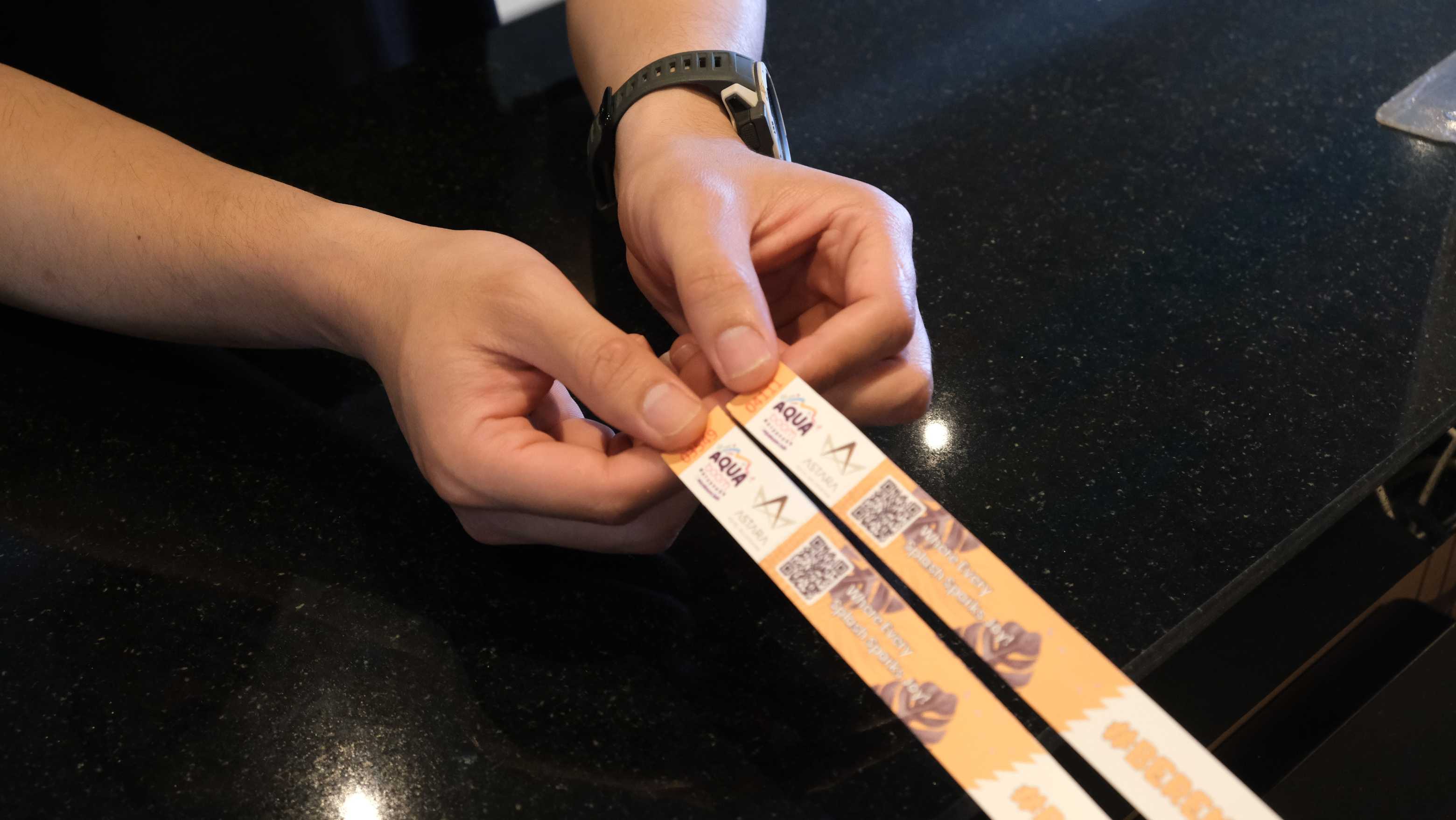 Tiket Akhir Pekan Berdua
